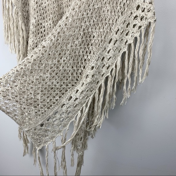 Boho Open Crochet Knit Tassle Fringe Poncho - Picture 6 of 9